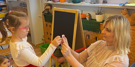 Powiększ grafikę: andrzejki-w-bursztybowym-domku-659521.jpg