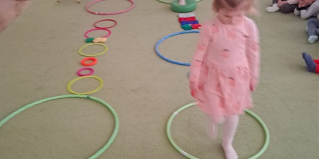 Powiększ grafikę: andrzejki-w-bursztybowym-domku-659534.jpg