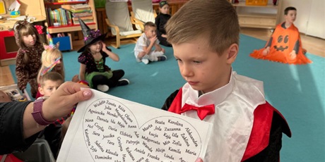 Powiększ grafikę: andrzejki-w-bursztybowym-domku-659542.jpg