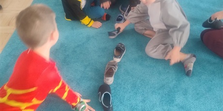 Powiększ grafikę: andrzejki-w-bursztybowym-domku-659557.jpg