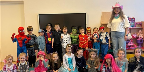 Powiększ grafikę: bal-karnawalowy-w-bursztynowym-domku-674190.jpg