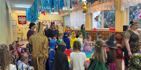 Powiększ grafikę: bal-karnawalowy-w-bursztynowym-domku-674195.jpg