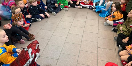 Powiększ grafikę: bal-karnawalowy-w-bursztynowym-domku-674223.jpg