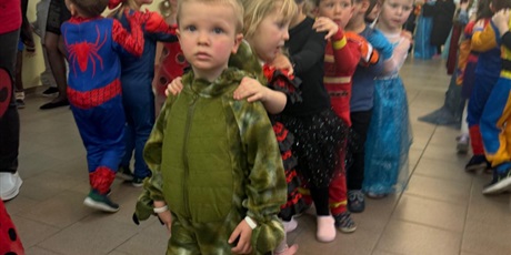 Powiększ grafikę: bal-karnawalowy-w-bursztynowym-domku-674232.jpg