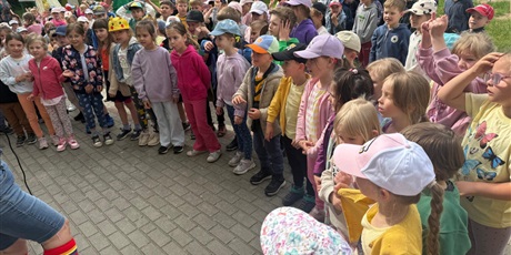 Powiększ grafikę: dzien-dziecka-w-bursztynowym-domku-698147.jpg