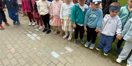 Powiększ grafikę: dzien-dziecka-w-bursztynowym-domku-698154.jpg