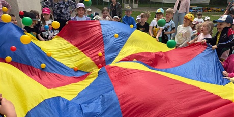 Powiększ grafikę: dzien-dziecka-w-bursztynowym-domku-698169.jpg