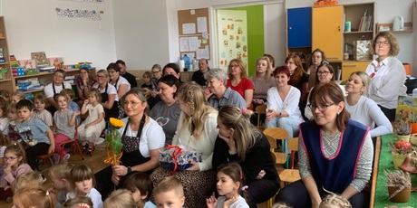 Powiększ grafikę: dzien-edukacji-narodowej-w-bursztynowym-domku-646051.jpg