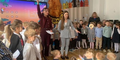 Powiększ grafikę: dzien-edukacji-narodowej-w-bursztynowym-domku-647025.jpg