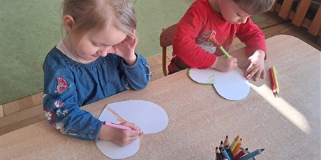 Powiększ grafikę: dzien-kobiet-w-gr-ii-delfinki-679063.jpg