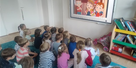 Powiększ grafikę: dzien-kropki-w-bursztynowym-domku-638024.jpg