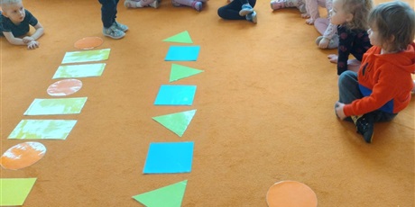 Powiększ grafikę: dzien-matematyki-680525.jpg