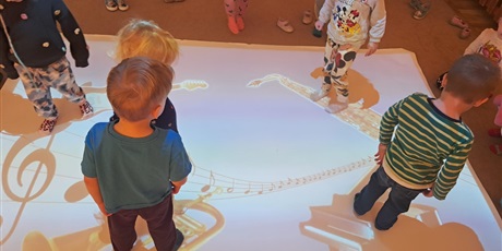 Powiększ grafikę: ferie-zimowe-w-gr-ii-delfinki-670577.jpg