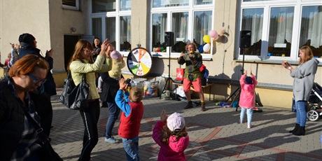 Powiększ grafikę: festyn-rodzinny-98765.jpg