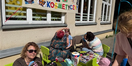 Powiększ grafikę: festyn-rodzinny-fotorelacja-701285.jpg