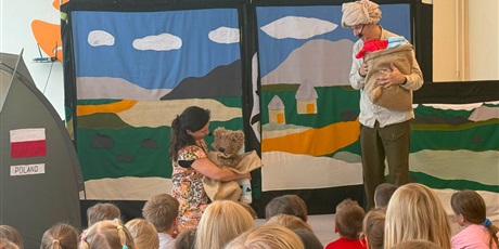 Powiększ grafikę: historia-misia-wojtka-teatrzyk-708403.jpg