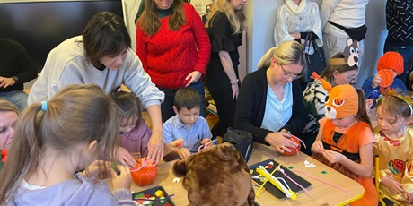 Powiększ grafikę: jesienne-warsztaty-w-gr-vii-bursztynki-651490.jpg