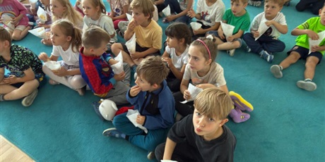 Powiększ grafikę: kino-w-bursztynowym-domku-708414.jpg