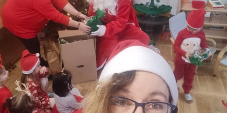 Powiększ grafikę: mikolaj-w-bursztynowym-domku-661648.jpg