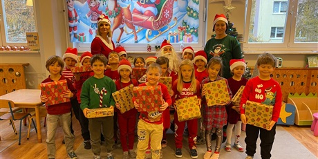 Powiększ grafikę: mikolaj-w-bursztynowym-domku-661668.jpg