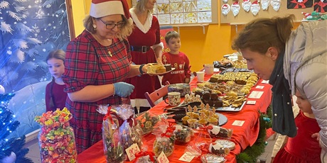 Powiększ grafikę: mikolajkowa-kawiarenka-661686.jpg