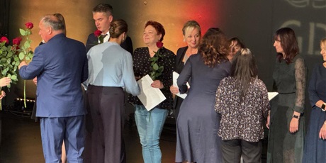 Powiększ grafikę: nagroda-prezydenta-miasta-gdanska-dla-nauczycielki-naszego-przedszkola-647153.jpg