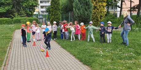 Powiększ grafikę: obchody-dnia-dziecka-olimpiada-przedszkolna-273416.jpg