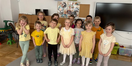 Powiększ grafikę: pola-nadziei-w-bursztynowym-domku-689612.jpg