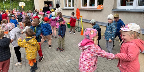 Powiększ grafikę: powitanie-jesieni-dzien-pomaranczowy-640015.jpg