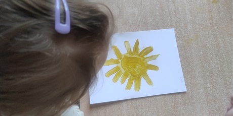 Powiększ grafikę: powitanie-lata-dzien-zolty-627839.jpg