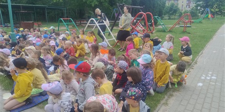 Powiększ grafikę: powitanie-lata-dzien-zolty-627842.jpg