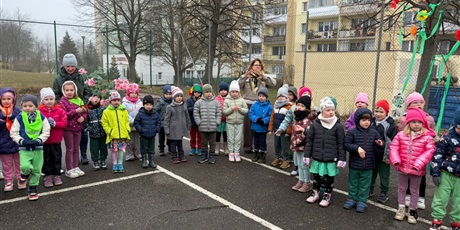 Powiększ grafikę: powitanie-wiosny-dzien-zielony-682337.jpg