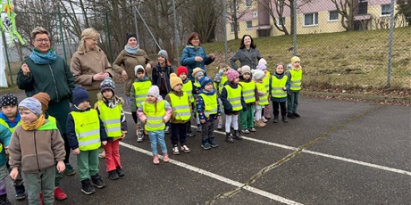 Powiększ grafikę: powitanie-wiosny-dzien-zielony-682344.jpg