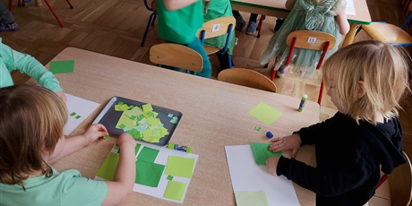 Powiększ grafikę: powitanie-wiosny-dzien-zielony-682381.jpg