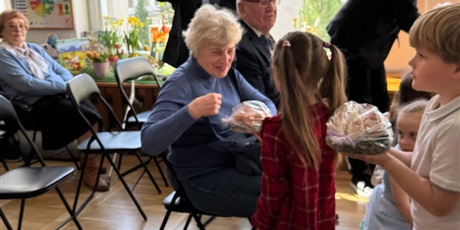 Powiększ grafikę: przedstawienie-swiateczne-wielkanocne-zajaczki-gr-viii-muszelki-684602.jpg