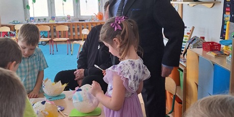 Powiększ grafikę: przedstawienie-swiateczne-wielkanocne-zajaczki-gr-viii-muszelki-684728.jpg