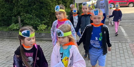 Przedszkolaki zachęcają do zbiórki elektrośmieci - gr. IV - Marynarze i gr. VIII - Koniki Morskie