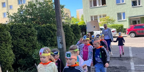 Powiększ grafikę: przedszkolaki-zachecaja-do-zbiorki-elektrosmieci-gr-iv-marynarze-i-gr-viii-koniki-morskie-615759.jpg