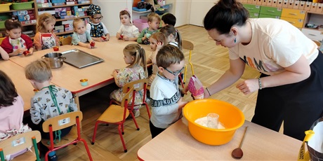 Powiększ grafikę: spotkanie-kulinarne-z-mama-antka-gr-iii-gdanskie-lwiatka-660151.jpg