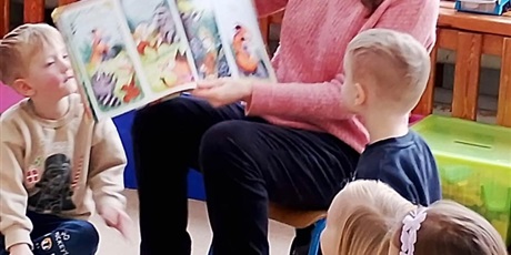 Spotkanie z Paniami z grupy społecznej #aRR - wolontariuszkami "Zaczytanej Akademii" - gr. IV - Foczki