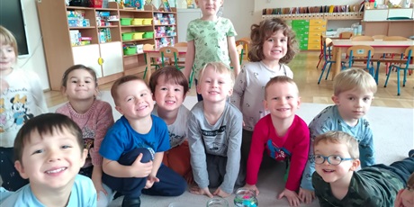 Powiększ grafikę: tydzien-eksperymentow-w-bursztynowym-domku-projekt-edukacyjny-maly-badacz-i-odkrywca-651319.jpg