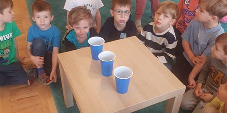 Powiększ grafikę: tydzien-eksperymentow-w-bursztynowym-domku-projekt-edukacyjny-maly-badacz-i-odkrywca-651388.jpg