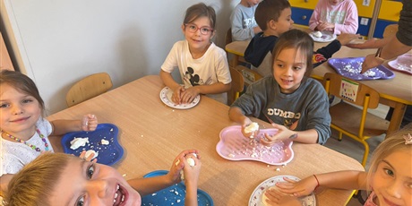 Powiększ grafikę: tydzien-eksperymentow-w-bursztynowym-domku-projekt-edukacyjny-maly-badacz-i-odkrywca-651426.jpg