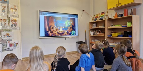 Powiększ grafikę: tydzien-eksperymentow-w-bursztynowym-domku-projekt-edukacyjny-maly-badacz-i-odkrywca-651433.jpg