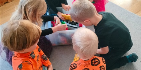 Powiększ grafikę: tydzien-eksperymentow-w-bursztynowym-domku-projekt-edukacyjny-maly-badacz-i-odkrywca-651474.jpg