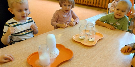 Powiększ grafikę: tydzien-eksperymentow-w-bursztynowym-domku-projekt-edukacyjny-maly-badacz-i-odkrywca-651503.jpg