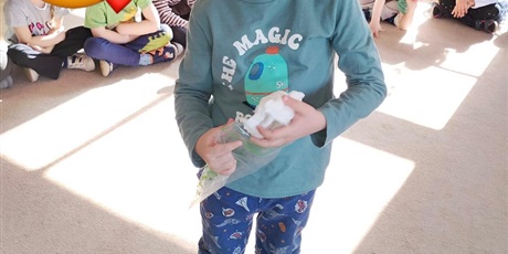 Powiększ grafikę: tydzien-eksperymentow-w-bursztynowym-domku-projekt-edukacyjny-maly-badacz-i-odkrywca-cz-ii-687824.jpg