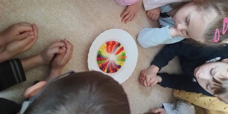 Powiększ grafikę: tydzien-eksperymentow-w-bursztynowym-domku-projekt-edukacyjny-maly-badacz-i-odkrywca-cz-ii-687877.jpg