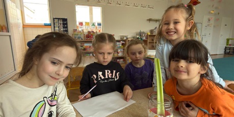 Powiększ grafikę: tydzien-eksperymentow-w-bursztynowym-domku-projekt-edukacyjny-maly-badacz-i-odkrywca-cz-ii-687888.jpg