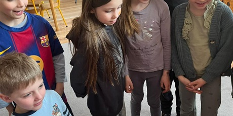 Powiększ grafikę: tydzien-eksperymentow-w-bursztynowym-domku-projekt-edukacyjny-maly-badacz-i-odkrywca-cz-ii-687915.jpg